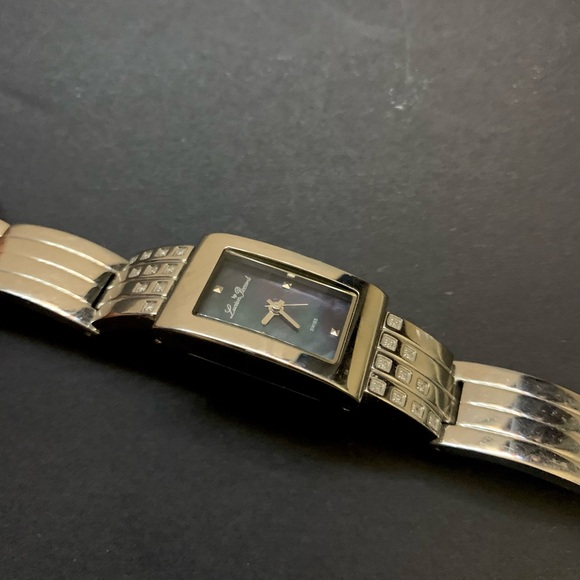 Lucien Piccard watch with mother of pearl and white stones - Picture 7 of 9